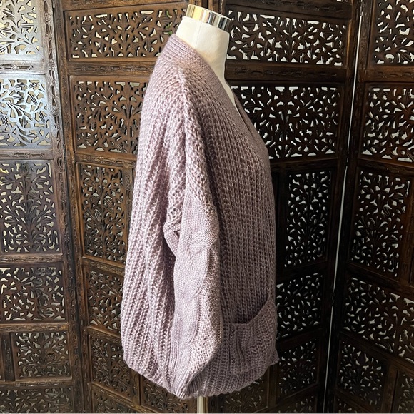 Lavender Lilac Cozy Oversized Cardigan - Picture 3 of 4